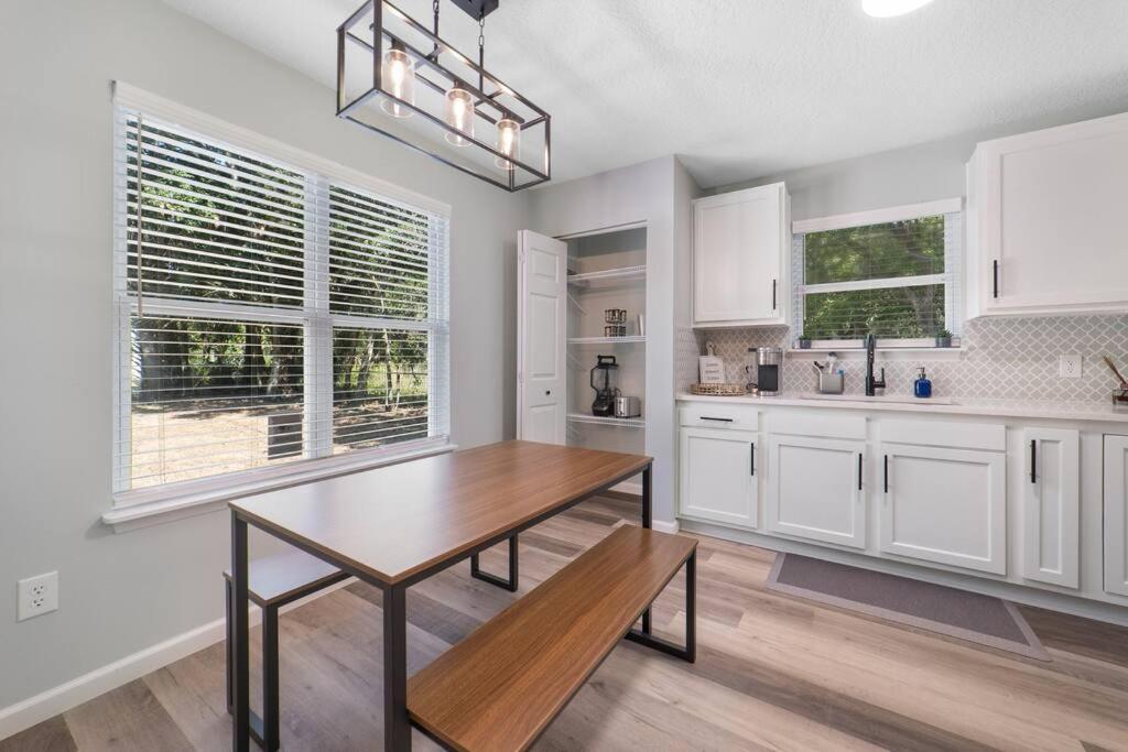 New Modern Bungalow Close To Downtown! Fully Fenced Yard St. Augustine Luaran gambar
